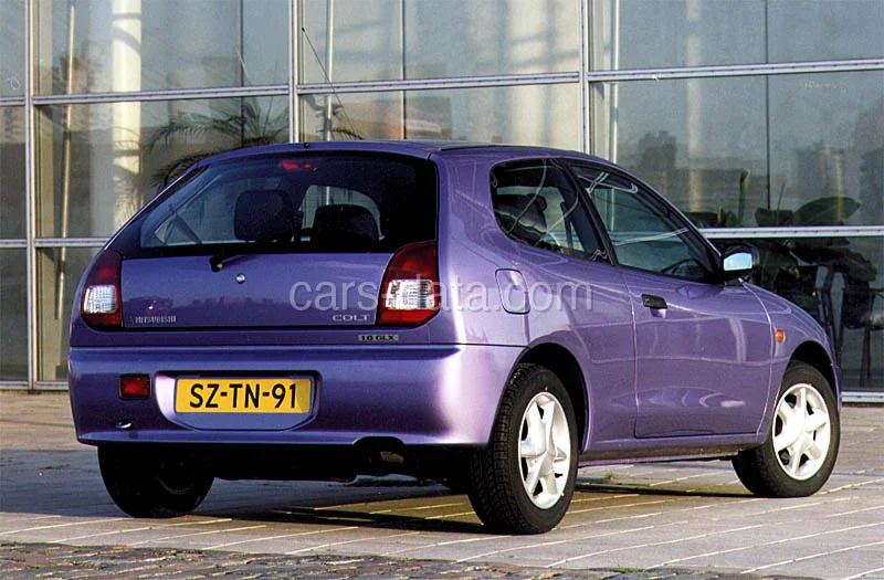 Mitsubishi Colt 1.3 Comfort 2001 front view