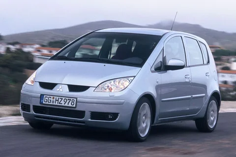 Mitsubishi Colt 1.1 Invite 2005 view 9
