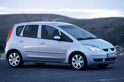 Mitsubishi Colt 1.1 Invite 2005 view 5