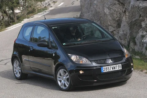 Mitsubishi Colt CZ3 1.5 QS 2007 view 9