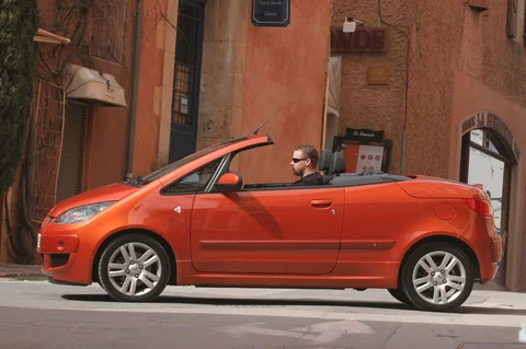 Mitsubishi Colt CZC 1.5 2007 view 2