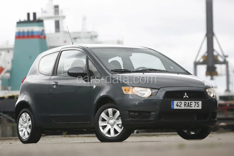 Mitsubishi Colt CZ3 1.1 Invite 2008 front view