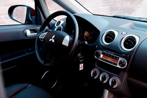 Mitsubishi Colt CZ5 1.3 Edition Two 2009 view 8