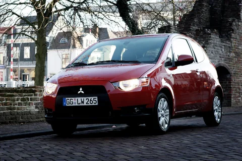Mitsubishi Colt CZ3 1.1 Invite 2008 view 4