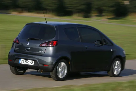Mitsubishi Colt CZ3 1.1 Invite 2008 view 6
