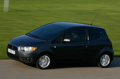 Mitsubishi Colt CZ3 1.1 Invite 2008 view 7