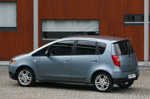 Mitsubishi Colt CZ5 1.3 Edition Two 2009 view 12