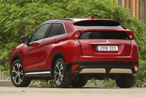 Mitsubishi Eclipse Cross 1.5 DI-T 4WD First Edition 2017 view 2