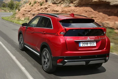 Mitsubishi Eclipse Cross 1.5 DI-T 4WD First Edition 2017 view 6