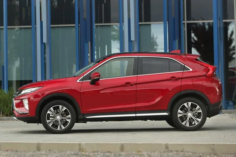 Mitsubishi Eclipse Cross 1.5 DI-T 4WD First Edition 2017 view 9