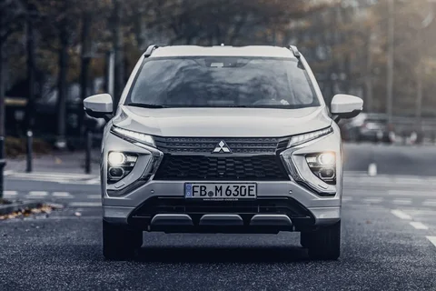 Mitsubishi Eclipse Cross PHEV Instyle 2021 view 3
