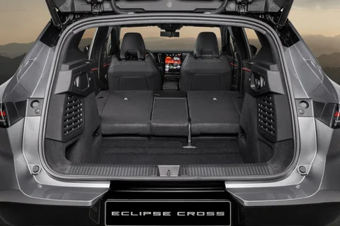 Mitsubishi Eclipse Cross Instyle 2025 view 5