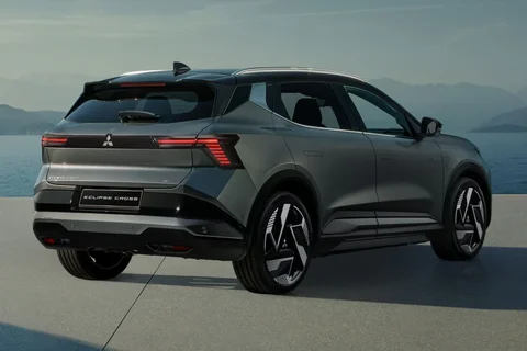 Mitsubishi Eclipse Cross Instyle 2025 view 6