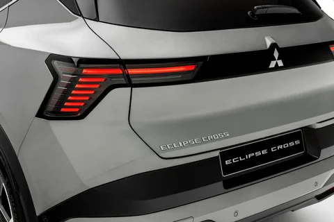 Mitsubishi Eclipse Cross Instyle 2025 view 7