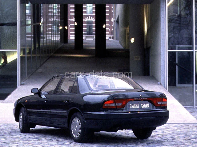Mitsubishi Galant 2.0 TD GL 1993 front view