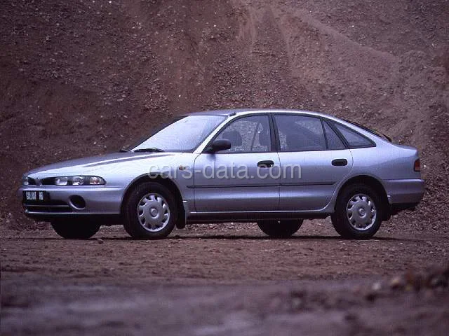 Mitsubishi Galant 2.0 TD GL 1993 front view