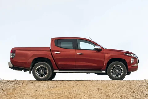Mitsubishi L200 Double Cab 2.2 DI-D Instyle 2020 view 6