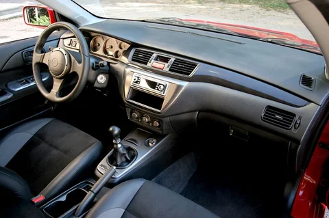 Mitsubishi Lancer Evolution IX 2005 view 2