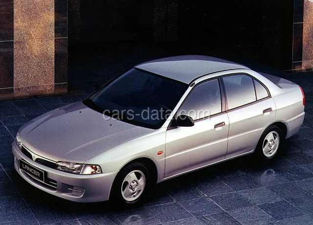 Mitsubishi Lancer 1.3 GLi 1996 front view