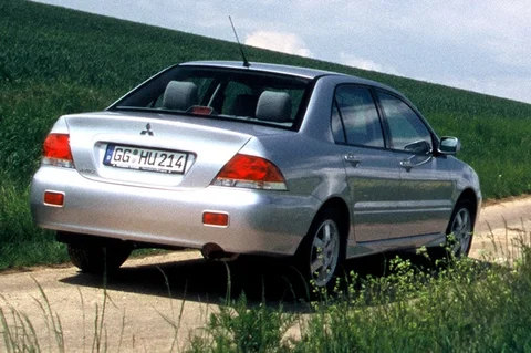 Mitsubishi Lancer 1.6 Comfort 2003 view 11