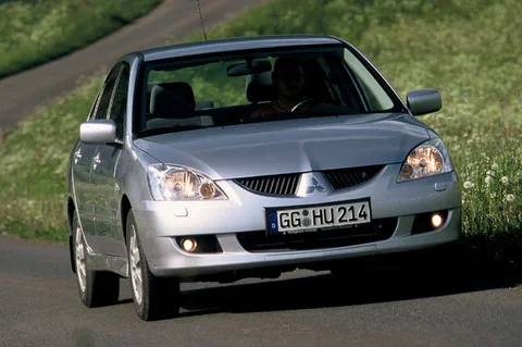 Mitsubishi Lancer 1.6 Comfort 2003 view 5
