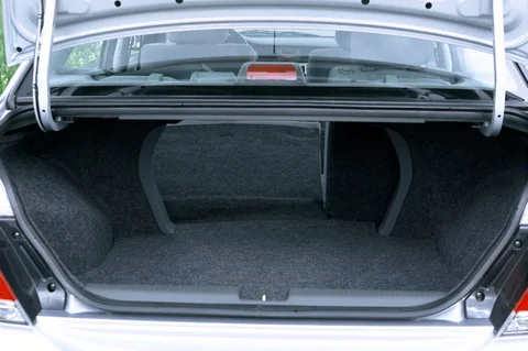 Mitsubishi Lancer 1.6 Comfort 2003 view 8