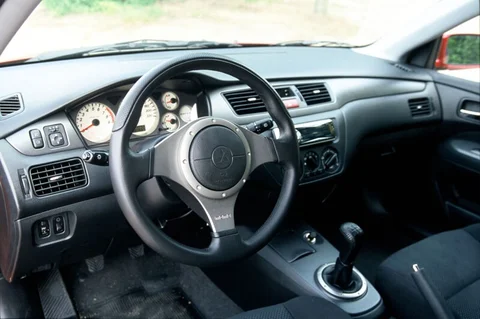 Mitsubishi Lancer 1.6 Comfort 2003 view 9