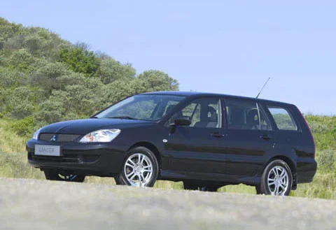 Mitsubishi Lancer Wagon 1.6 Base 2005 view 9