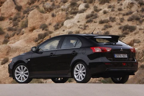 Mitsubishi Lancer Sportback 1.8 Edition Two 2011 view 12