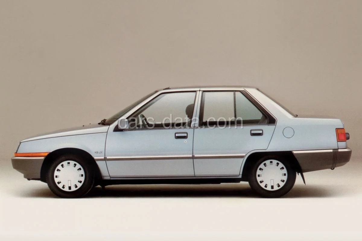 Mitsubishi Lancer 1.8 D GL 1984 front view