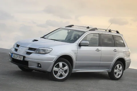 Mitsubishi Outlander Sport 2.0 2WD Invite Plus 2006 view 5