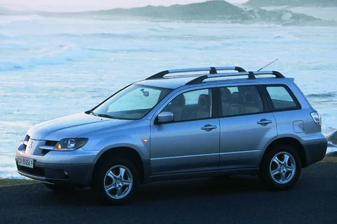 Mitsubishi Outlander 2.0 2WD Invite Plus 2005 view 4