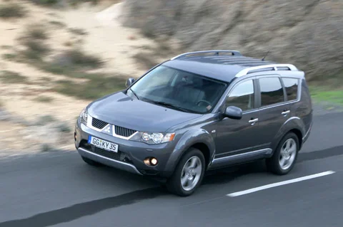 Mitsubishi Outlander 2.4 2WD Invite 2007 view 4