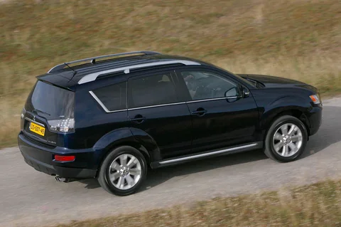 Mitsubishi Outlander 2.0 2WD Edition Two 2011 view 11