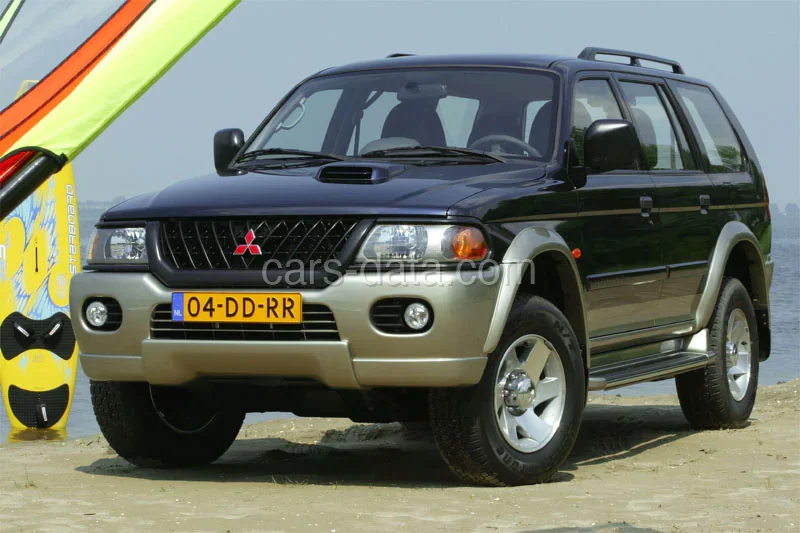 Mitsubishi Pajero Sport 2.5 TD Intense 2004 front view