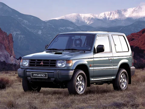 Mitsubishi Pajero 2.8 TD GLS 1997 view 3