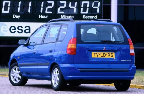Mitsubishi Space Star 1.3 GL 1998 view 4