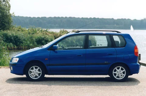 Mitsubishi Space Star 1.3 GL 1998 view 2