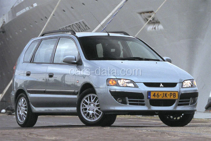 Mitsubishi Space Star 1.3 Shogun 2003 front view
