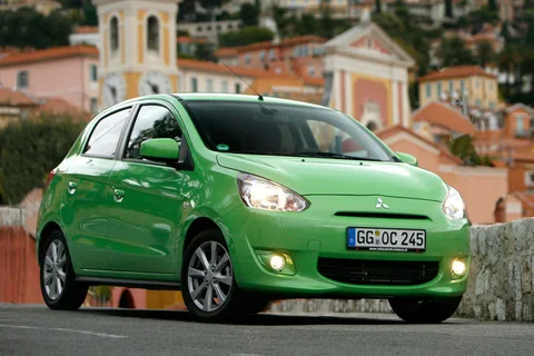 Mitsubishi Space Star 1.0 Entry 2013 view 9