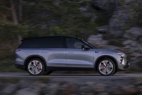 NIO EL8 100kWh Executive 2024 view 2