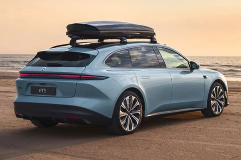 NIO ET5 Touring 100kWh 2023 view 3