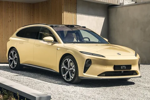 NIO ET5 Touring 100kWh 2023 view 11