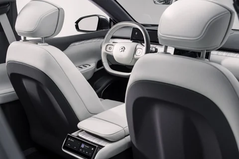 NIO ET7 75kWh 2022 view 5