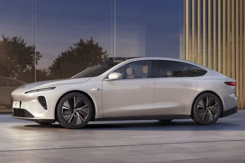 NIO ET7 75kWh 2022 view 11