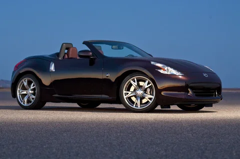 Nissan 370Z Roadster 2010 view 2