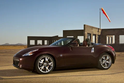Nissan 370Z Roadster 2010 view 4