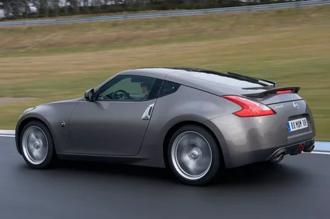Nissan 370Z Nismo 2014 view 2
