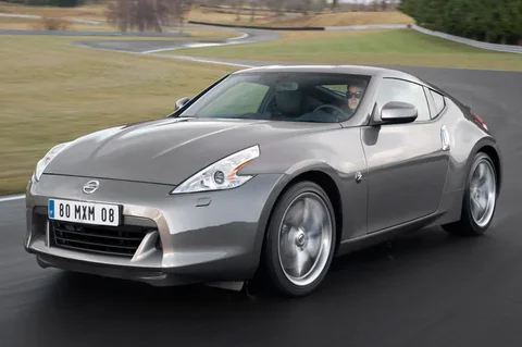 Nissan 370Z Nismo 2014 view 3