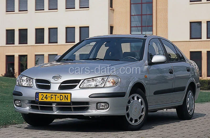 Nissan Almera 2.2 DT Acenta 2002 front view